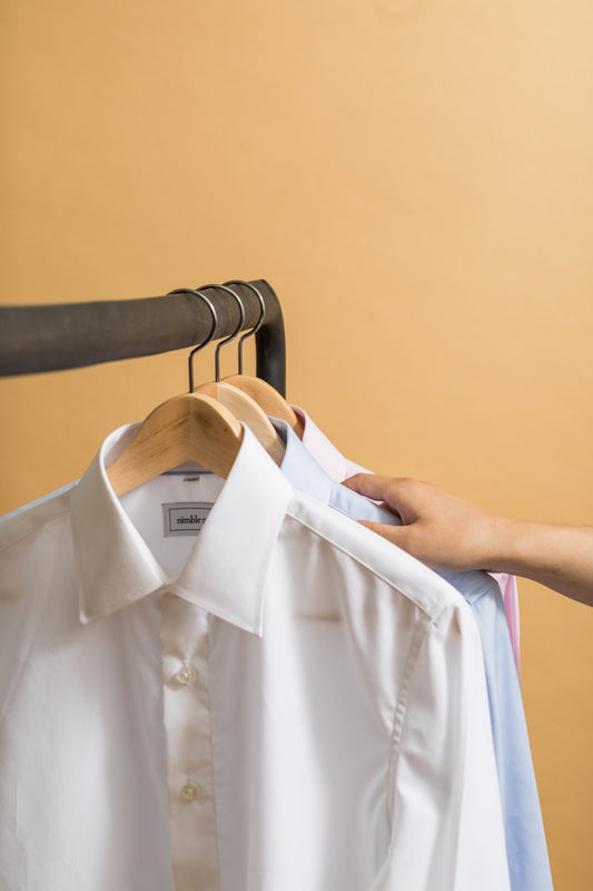 Robustes khakibraunes Safari-Overshirt mit Taschen
